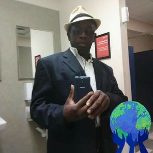 Meet your Posher, Robert